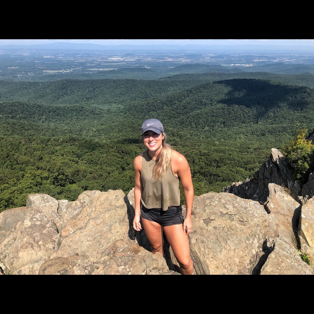 Meet your Posher, Jennifer